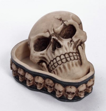 Box Skull Trinket